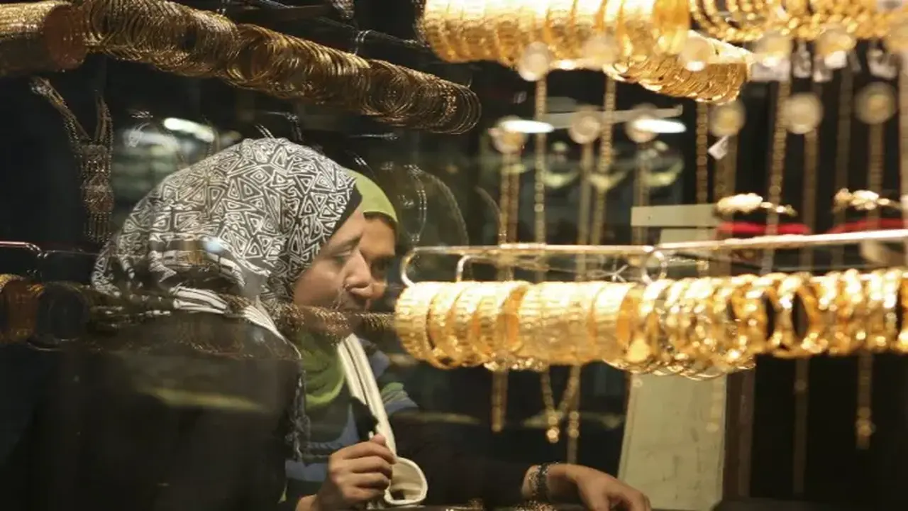 انخفاض جديد في أسعار الذهب لعيار 21 خلال التعاملات المسائية اليوم